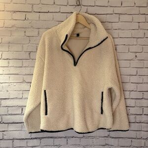 Universal Thread Cream Sherpa Pullover